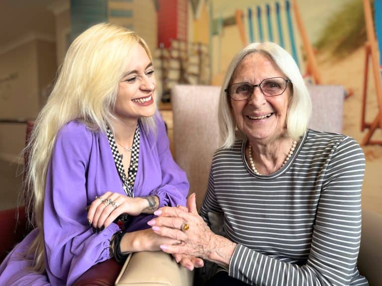 RS2867 Kerri Sparrowe and Wendy Spencer 7 1 1 scaled